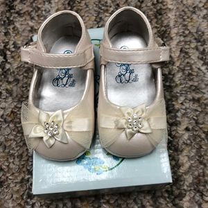 “Joyce” Infant Ivory Pearl Dress Shoes